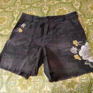 Free people boho embroidered shorts